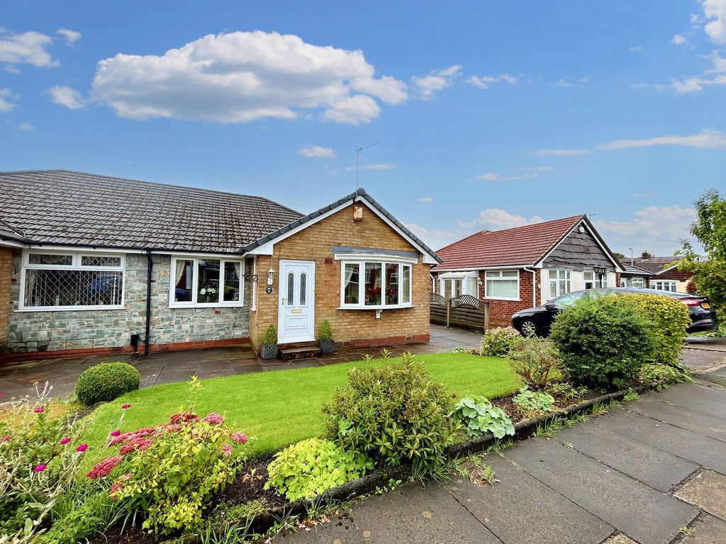 2 bed bungalow for sale in Chalfont Drive, Worsley M28, £310,000 Zoopla