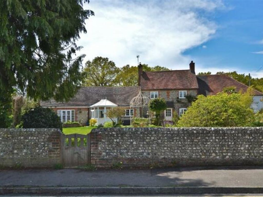 3 bed semidetached house to rent in 1 Links Lane, Rowlands Castle