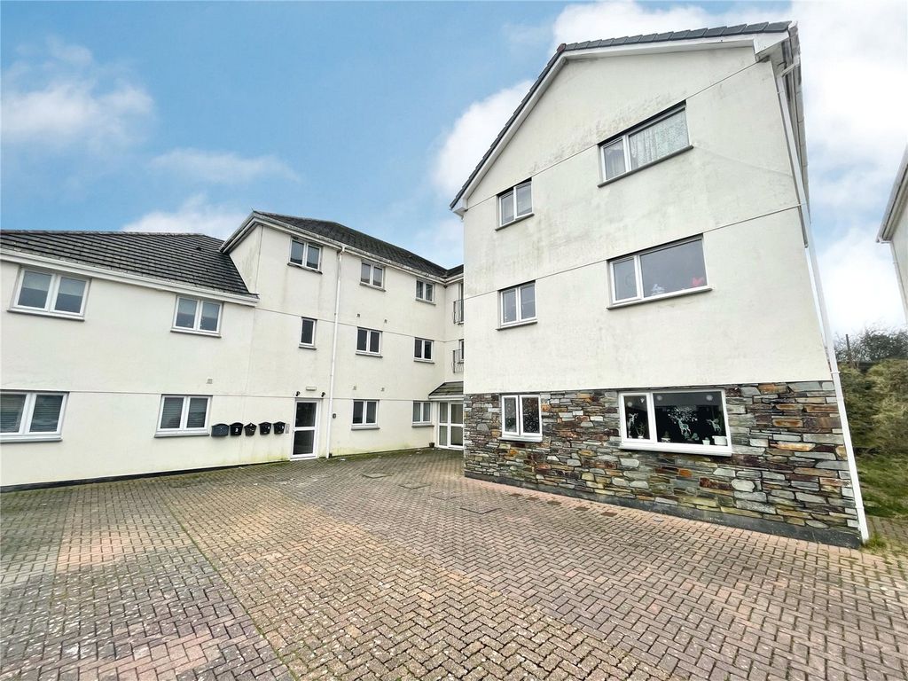 2 bed flat for sale in Springfields, Bugle, St. Austell, Cornwall PL26