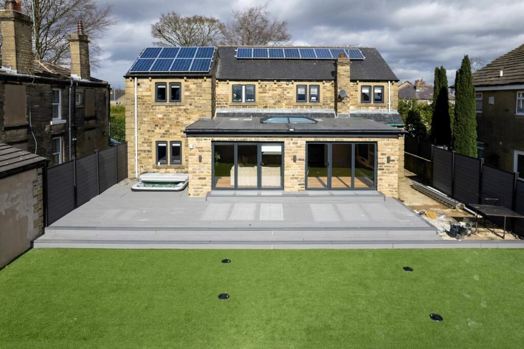 4 bed detached house for sale in Westfield Lane, Wyke, Bradford BD12