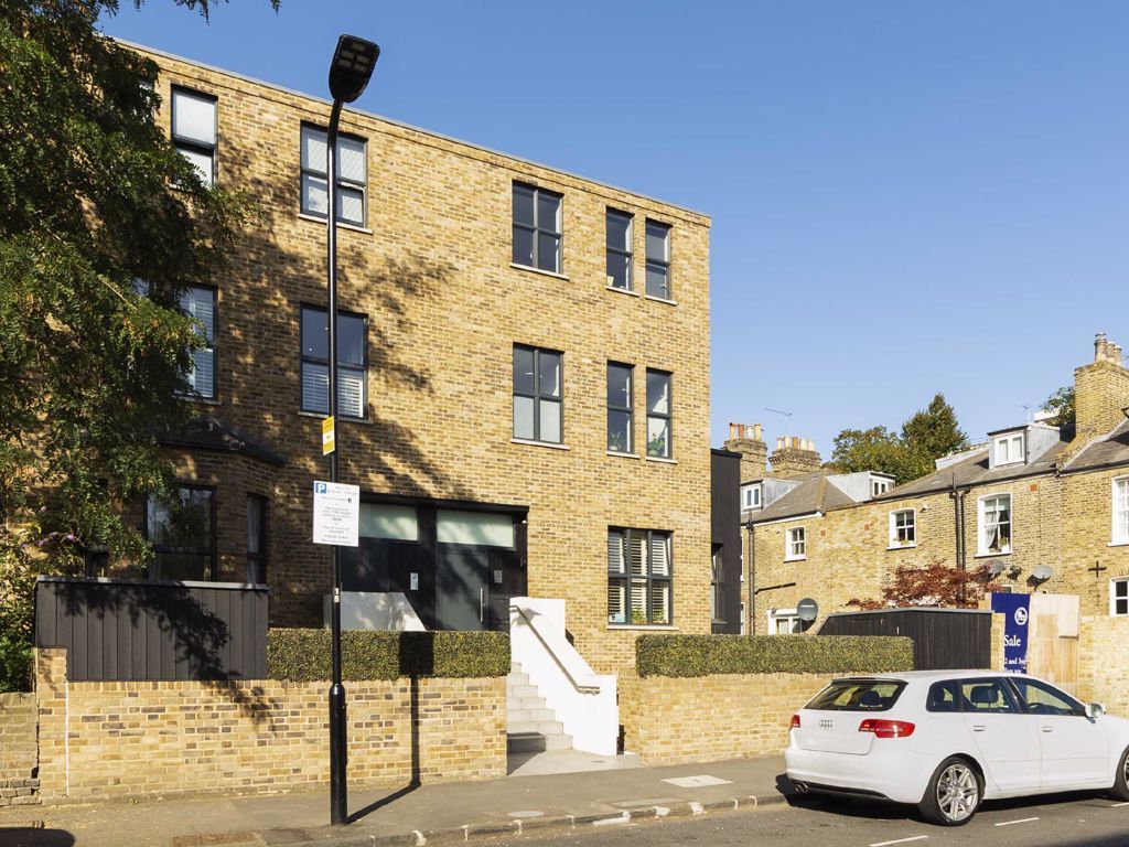 1 bed flat for sale in Malvern Road, London E8 Zoopla