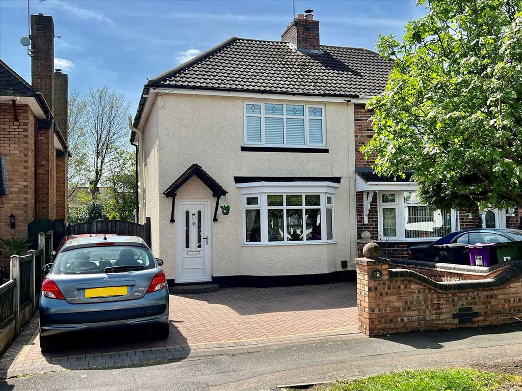 2 bed semidetached house for sale in Carlton Avenue, Wednesfield, Wednesfield WV11 Zoopla