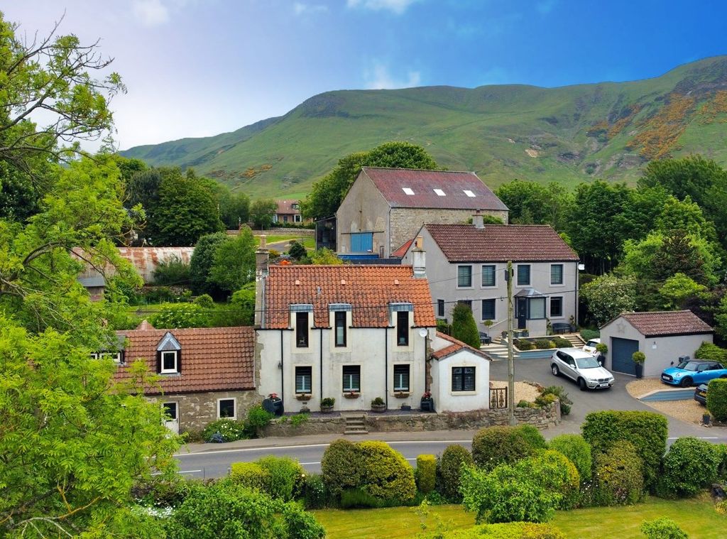 3 bed semidetached house for sale in Burnside Cottage, Easter Balgedie