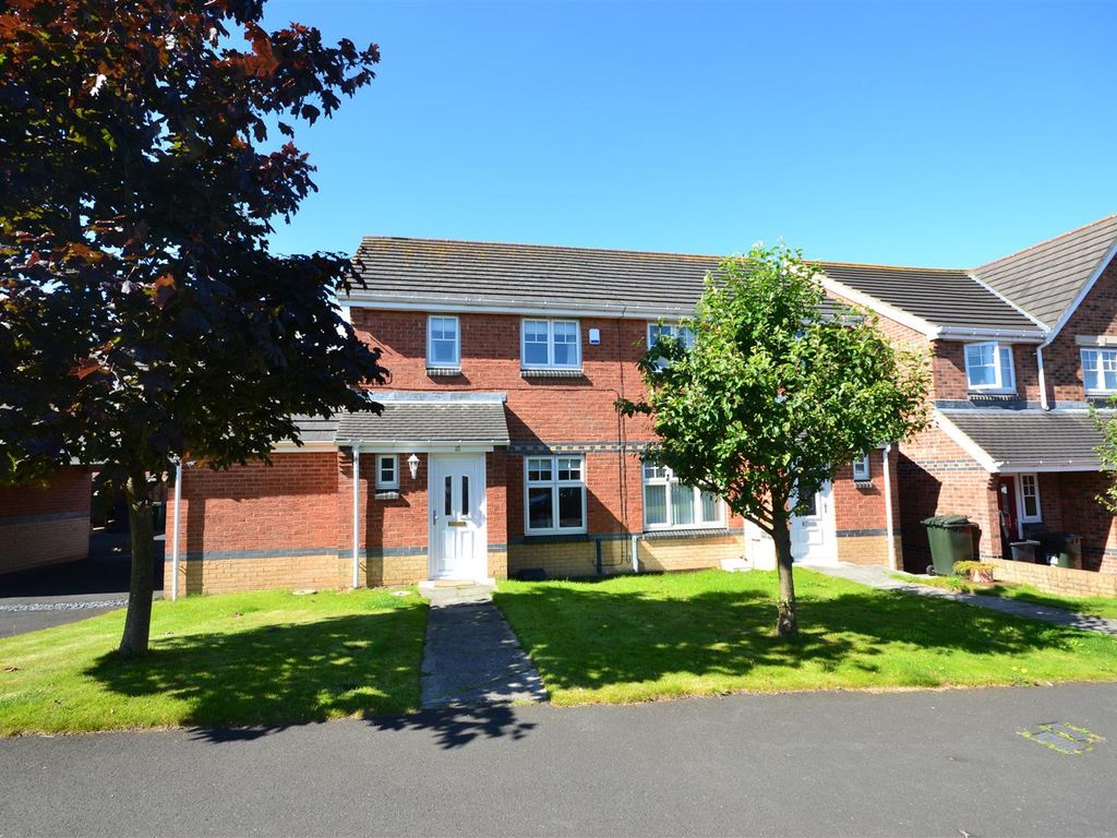 2 bed semidetached house to rent in Somervyl Avenue, Longbenton