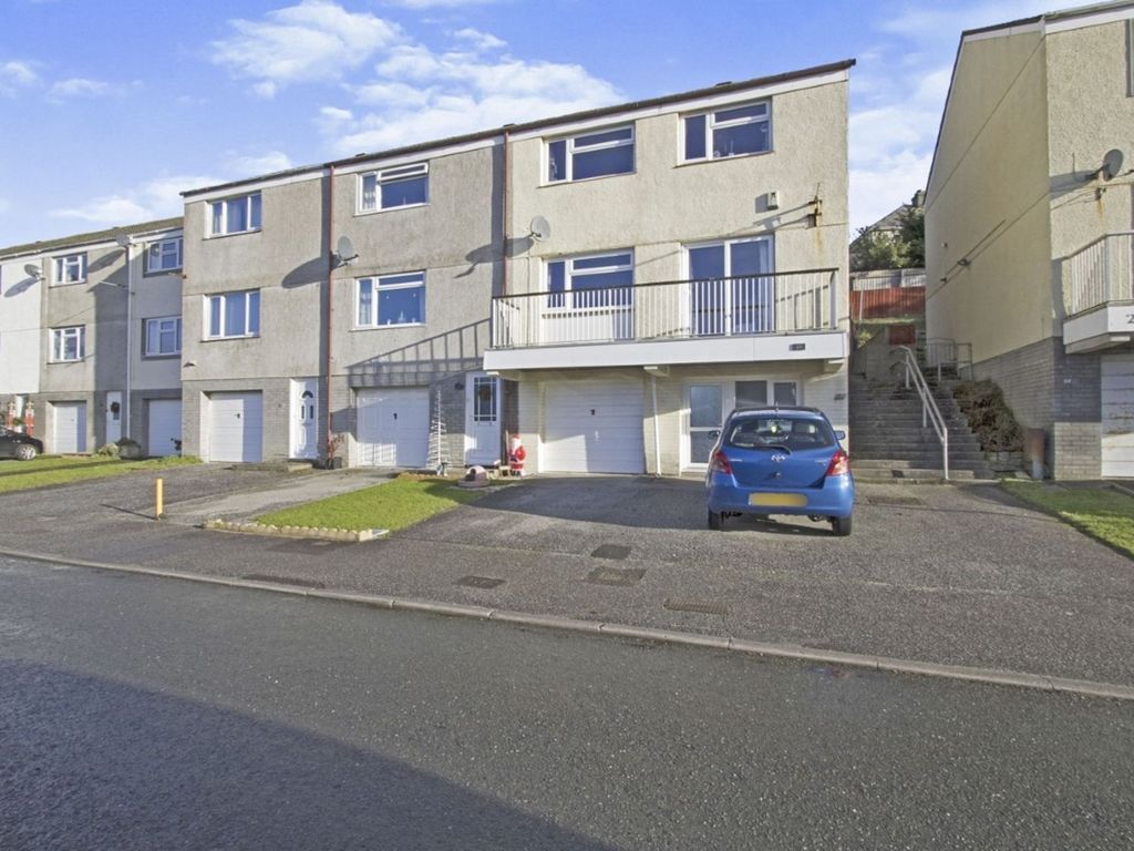 4 bed semidetached house for sale in St. Clements Close, Truro TR1