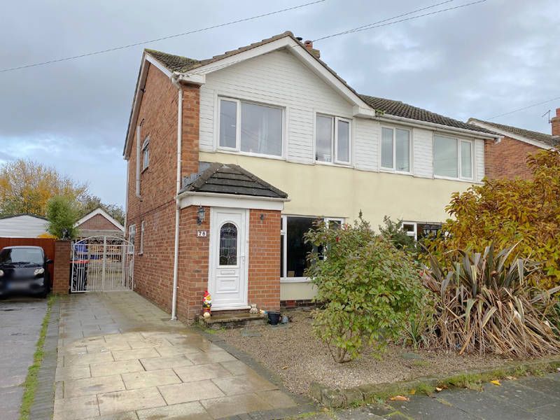 3 bed semidetached house for sale in Belvedere Road, Thornton
