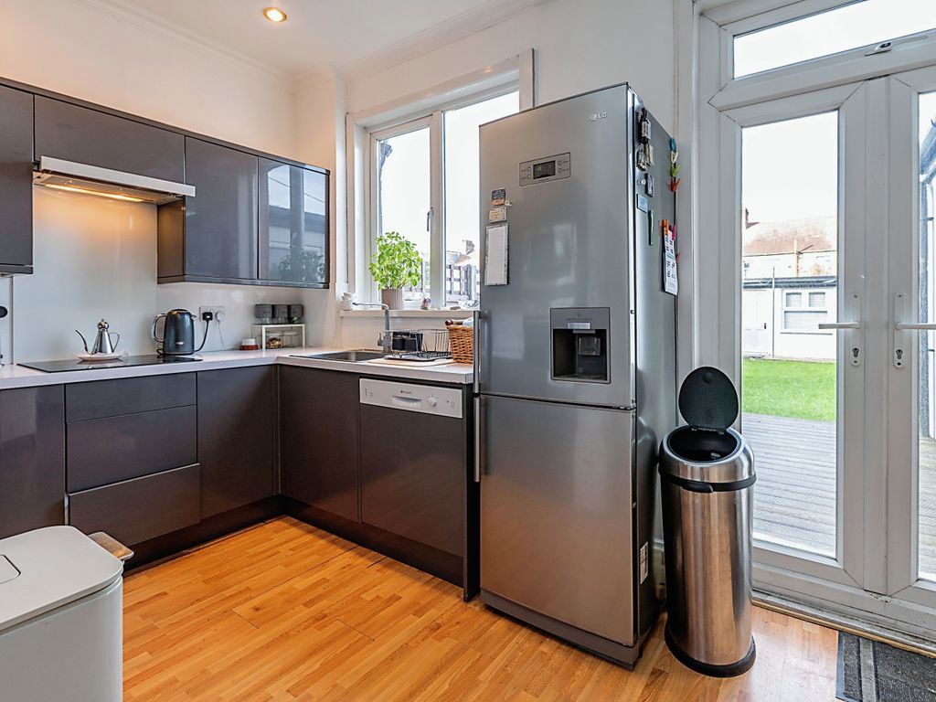 3 bed terraced house for sale in Ollerton Road, London N11 Zoopla