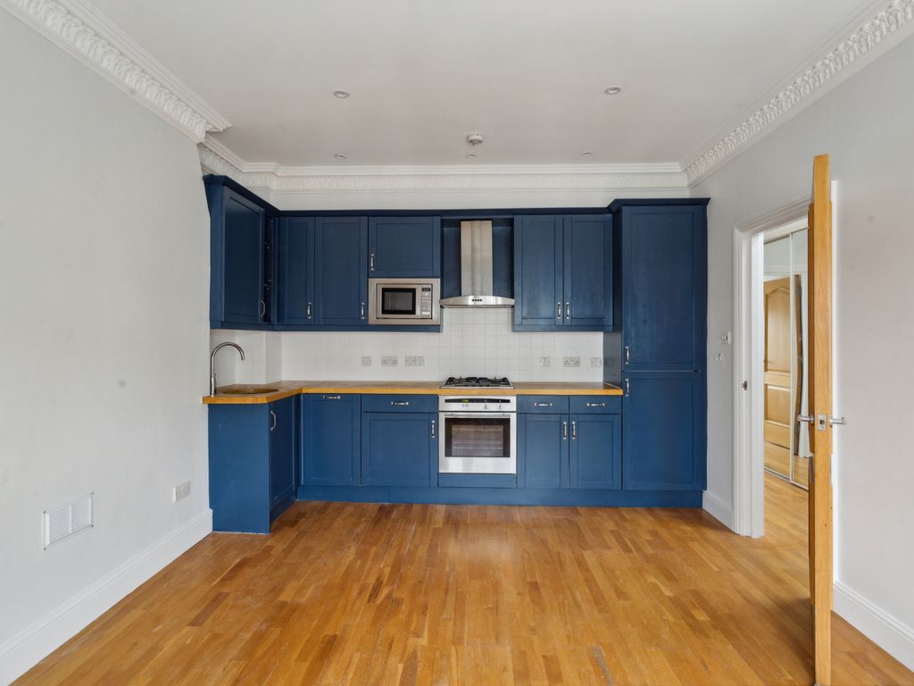 2 bed flat to rent in Ladbroke Grove, Ladbroke Grove W10, £2,400 pcm