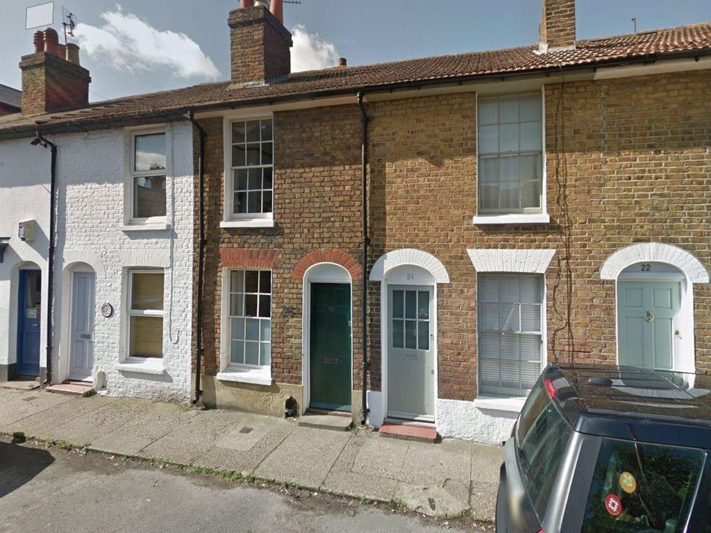 2 bed terraced house to rent in Woodlawn Street, Whitstable CT5, £1,100