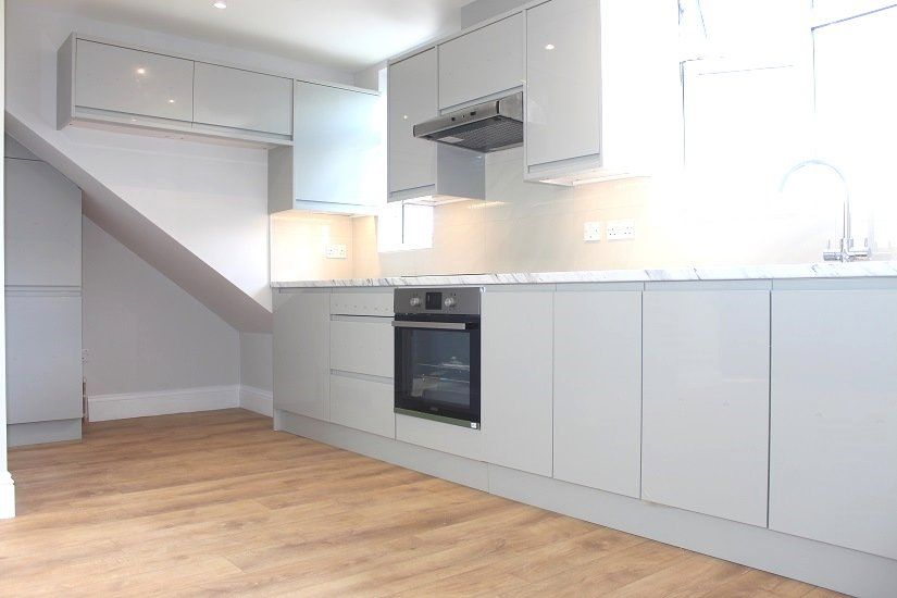 2 bed flat to rent in College Hill Road, Harrow Weald, Harrow HA3 Zoopla