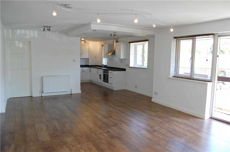 2 bed flat to rent in Middlebrook Drive, Lostock, Bolton BL6, £650 pcm Zoopla