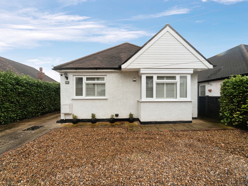 3 bed detached bungalow for sale in Sunbury Lane, WaltonOnThames KT12 Zoopla