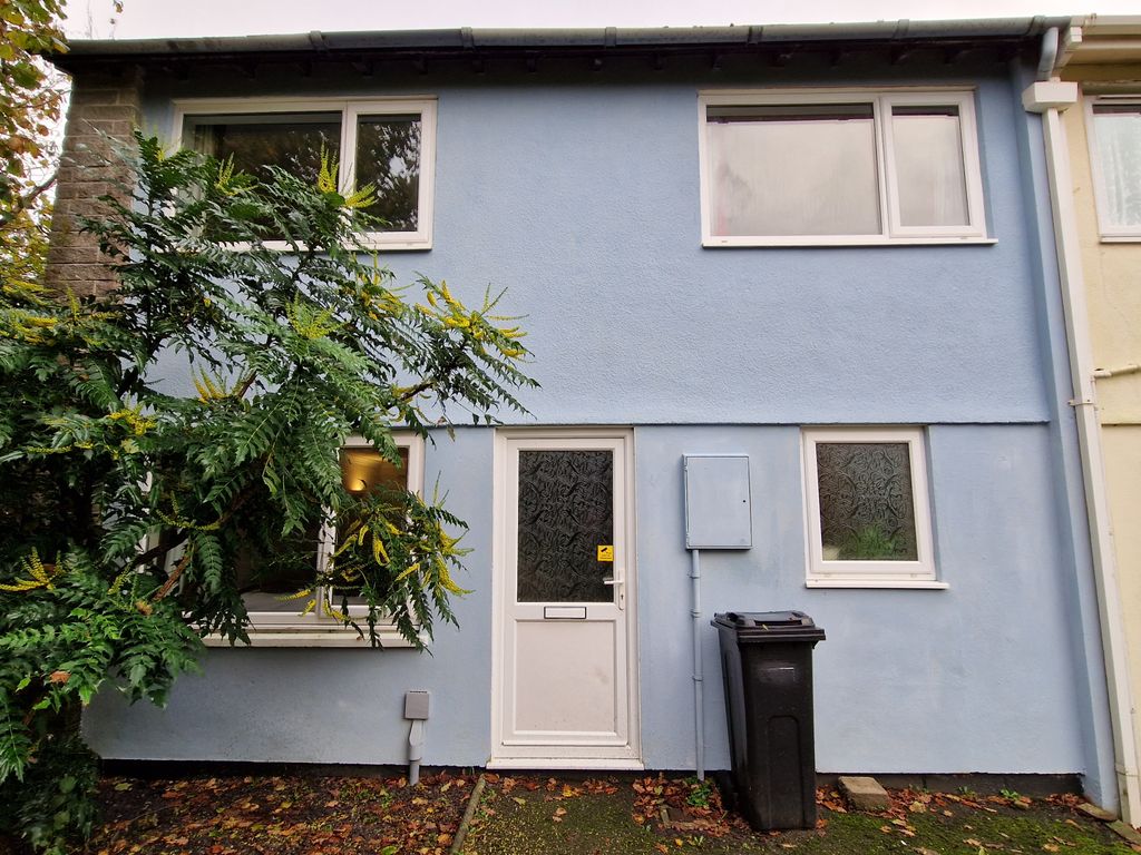 3 bed end terrace house for sale in Poldhu Road, Liskeard, Cornwall