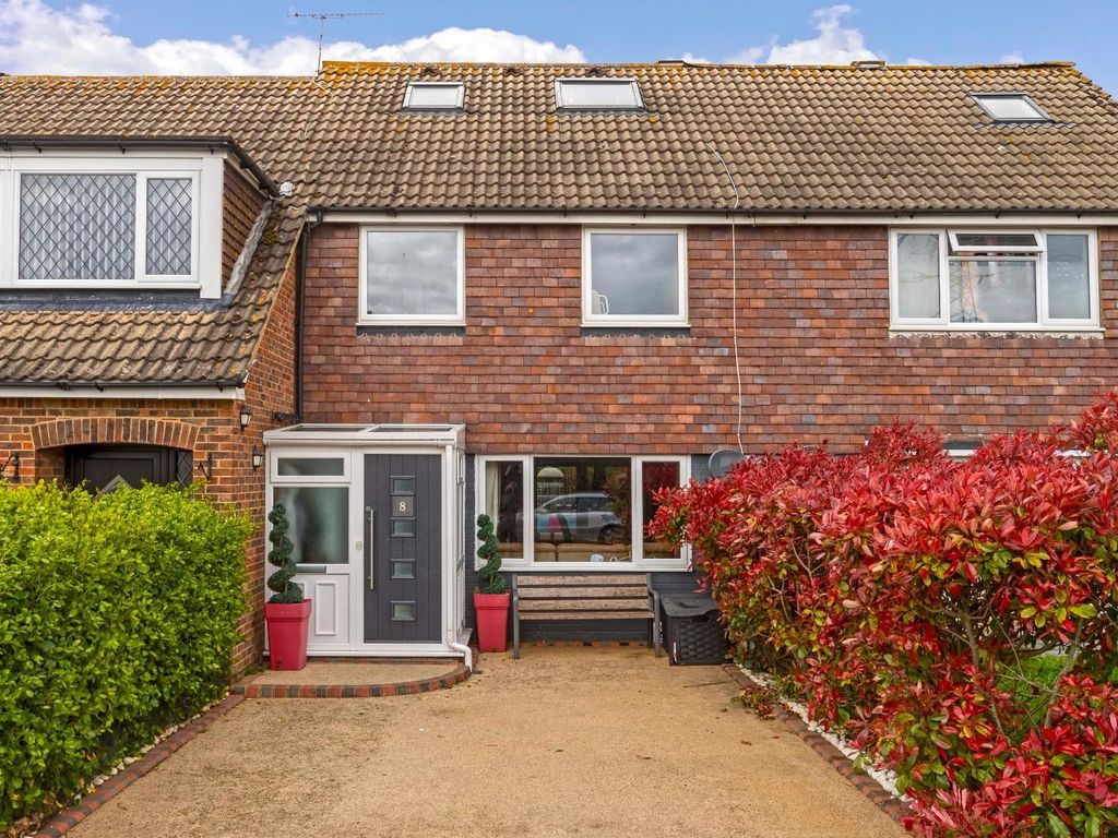 4 bed property for sale in Malthouse Close, Sompting, Lancing BN15, £