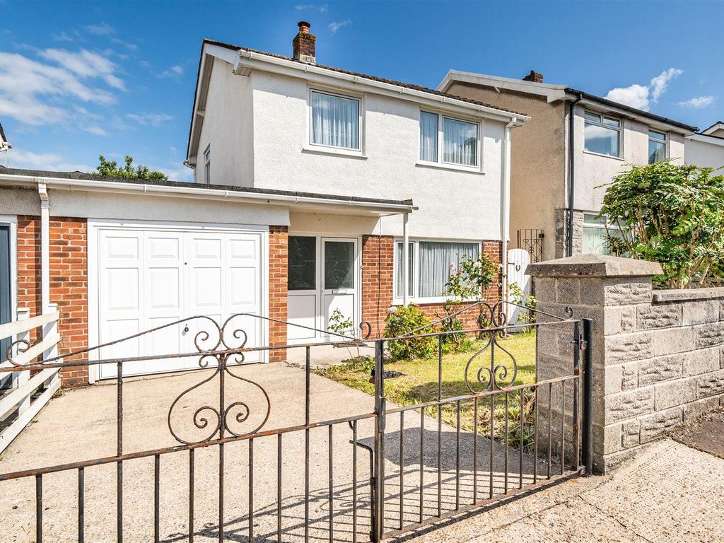 3 bed link detached house for sale in Nurses Corner, Penclawdd, Swansea SA4, £275,000 Zoopla