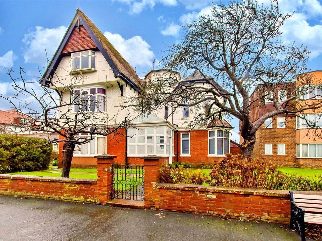 1 bed flat for sale in Victoria Drive, Bognor Regis, West Sussex PO21