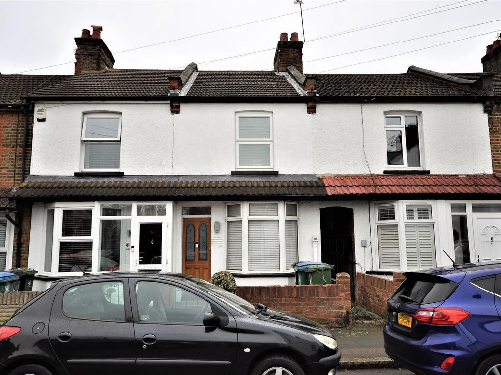 2 bed terraced house to rent in Bradshaw Road, Watford WD24 Zoopla