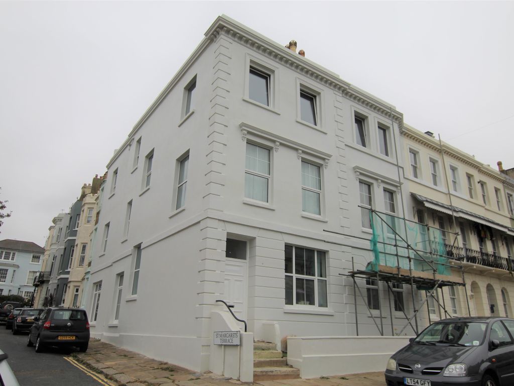 3 bed flat to rent in St. Margarets Terrace, St. LeonardsOnSea TN37