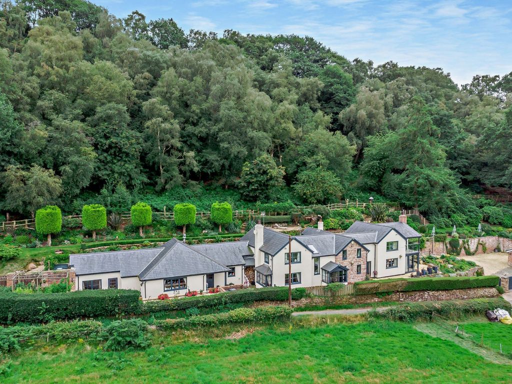 5 bed detached house for sale in Pennsylvania Lane, Burwardsley