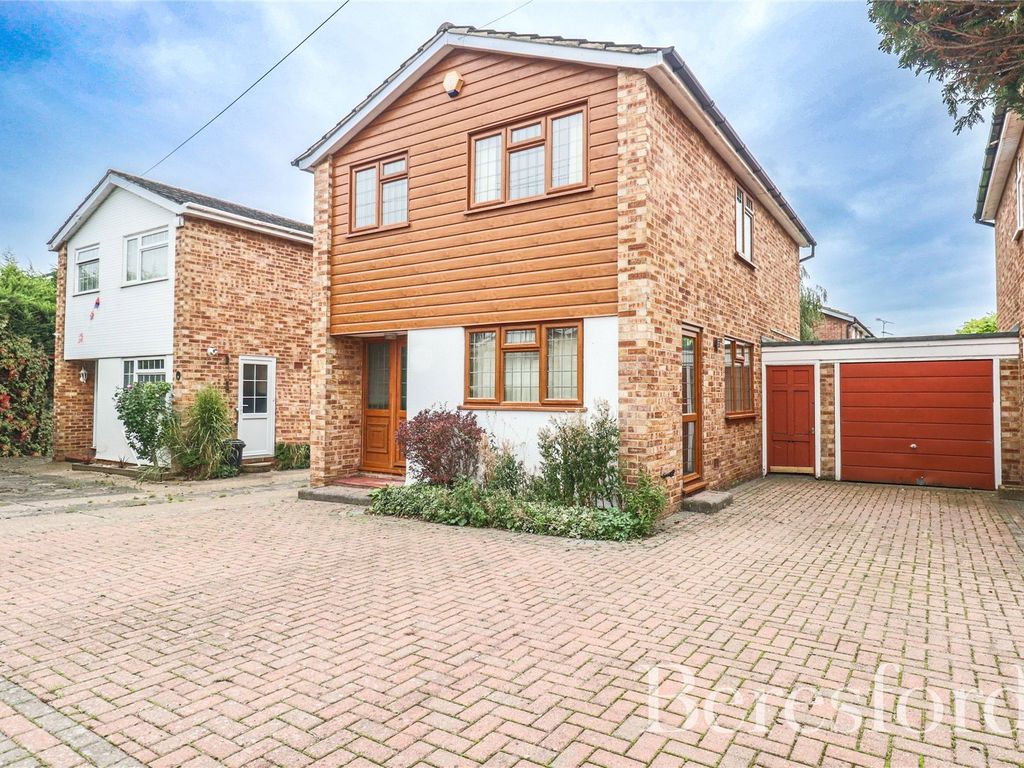 3 bed linkdetached house for sale in Turpin Avenue, Romford RM5, £450,000 Zoopla