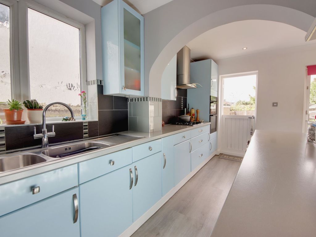 3 bed semidetached house for sale in Merry Hill Road, Bushey WD23, £