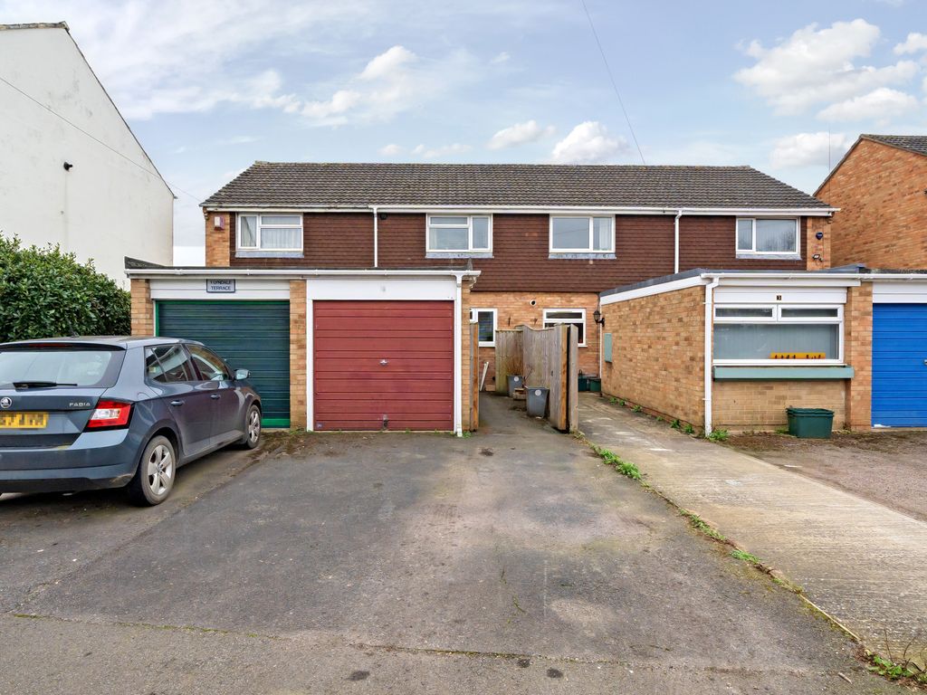 2 bed detached house for sale in Lyndale Terrace, Alstone Lane