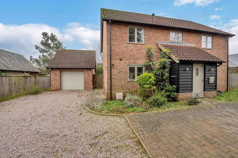 4 bed detached house for sale in Upper Crossway, Warren Lane, Elmswell