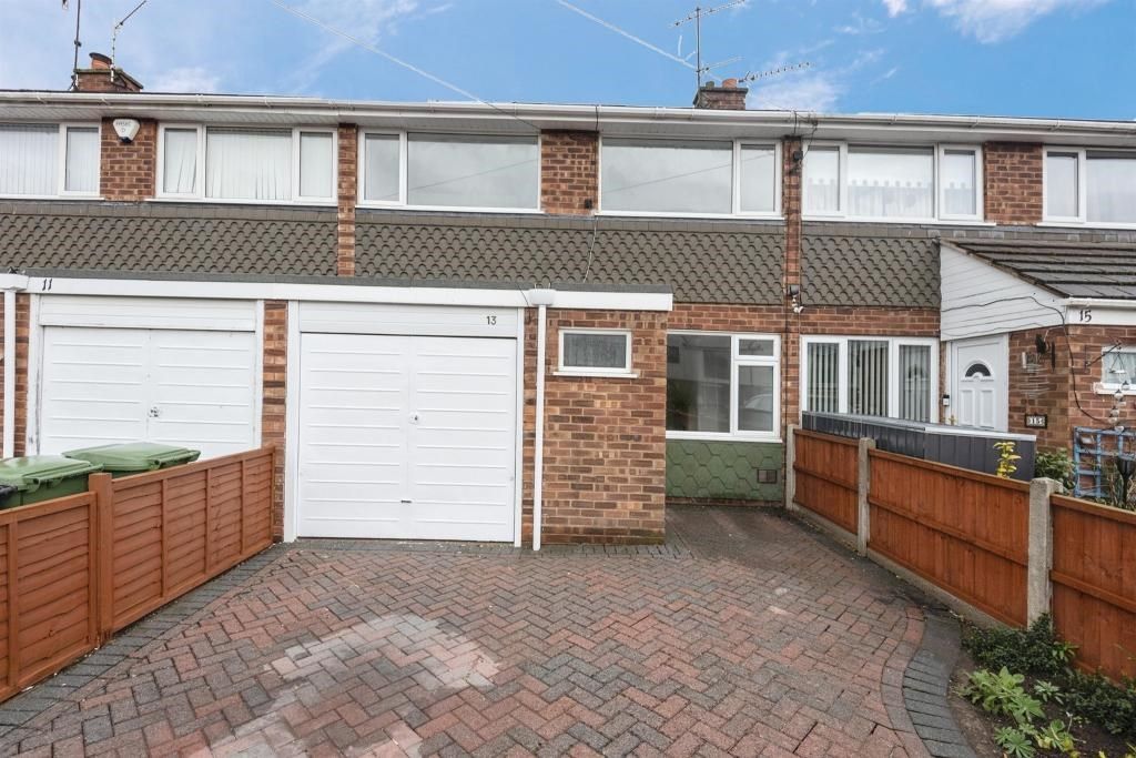 3 bed terraced house for sale in Dudley Close, Worcester WR2 Zoopla