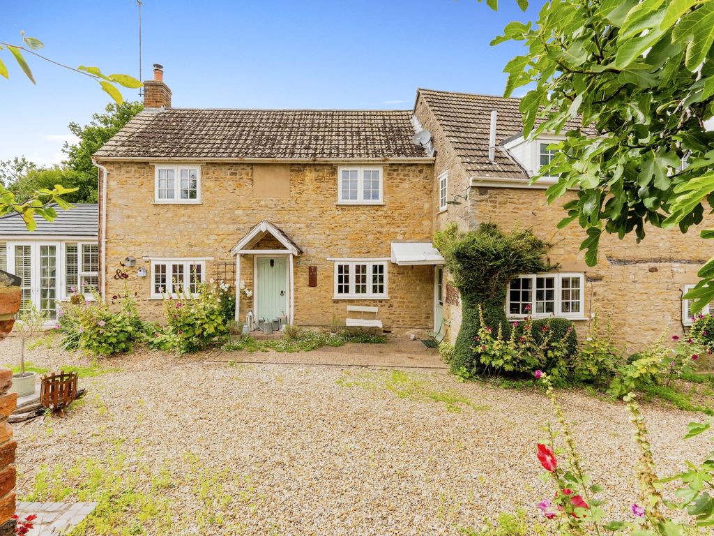 4 bed detached house for sale in High Street, Emberton, Olney MK46, £