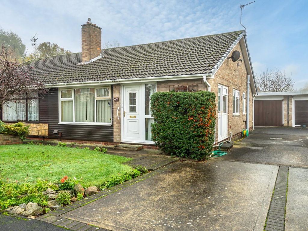 3 bed semidetached bungalow for sale in Runswick Avenue, York YO26 Zoopla