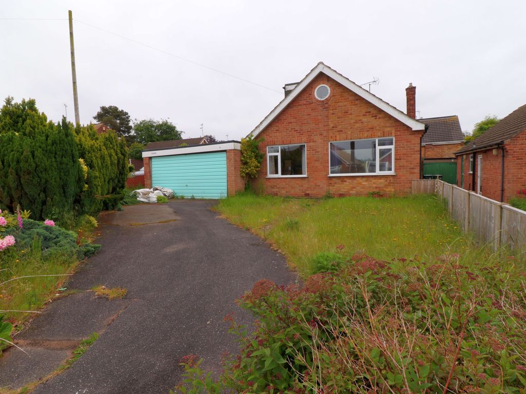 4 bed detached bungalow for sale in Bretton Road, Ravenshead