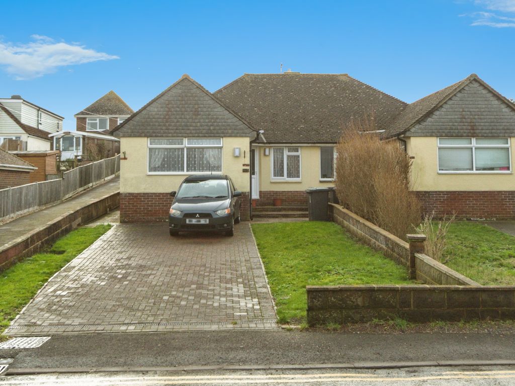 2 bed bungalow for sale in Coast Road, Pevensey, East Sussex BN24, £