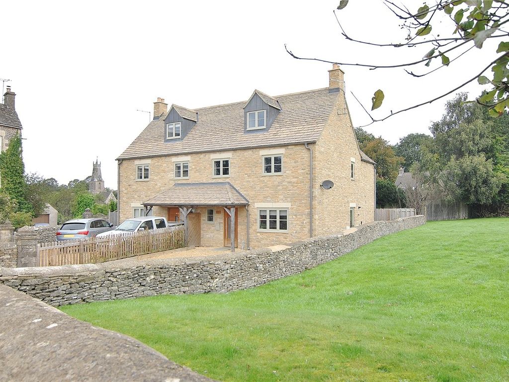 5 bed semidetached house for sale in Friday Street, Minchinhampton