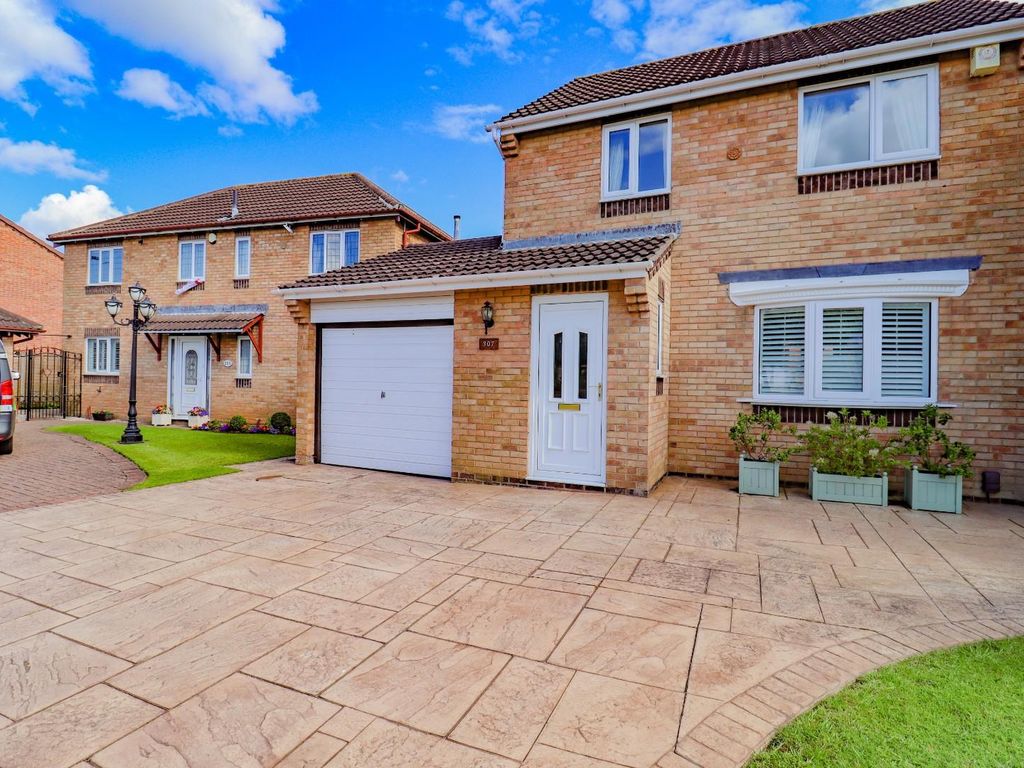 3 bed detached house for sale in Low Grange Avenue, Owington Farm