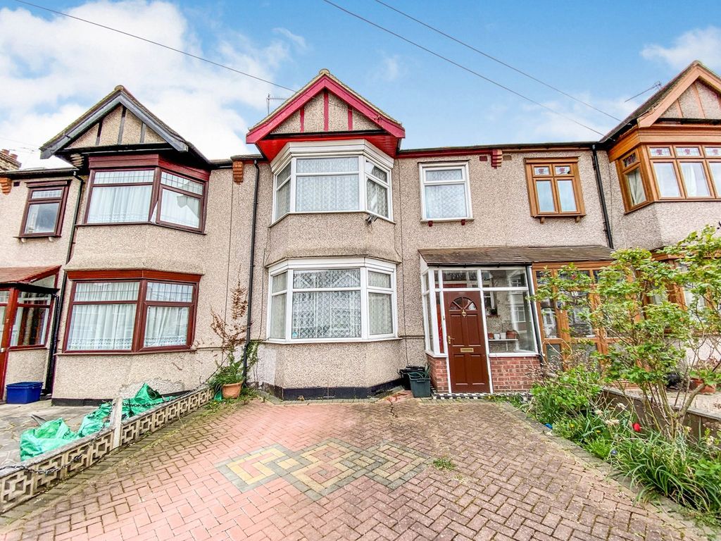 3 bed terraced house for sale in St Edmunds Road, Ilford IG1 Zoopla