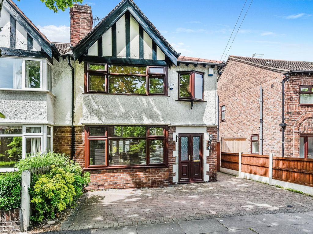 3 bed semidetached house for sale in Lancaster Avenue, Crosby