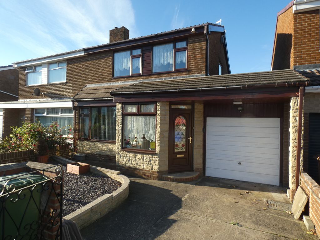 3 bed semi-detached house for sale in barrowburn place, seghill, northumberland ne23