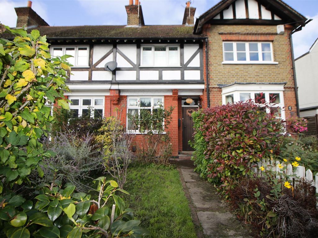 3 bed terraced house for sale in Broomstick Hall Road, Waltham Abbey