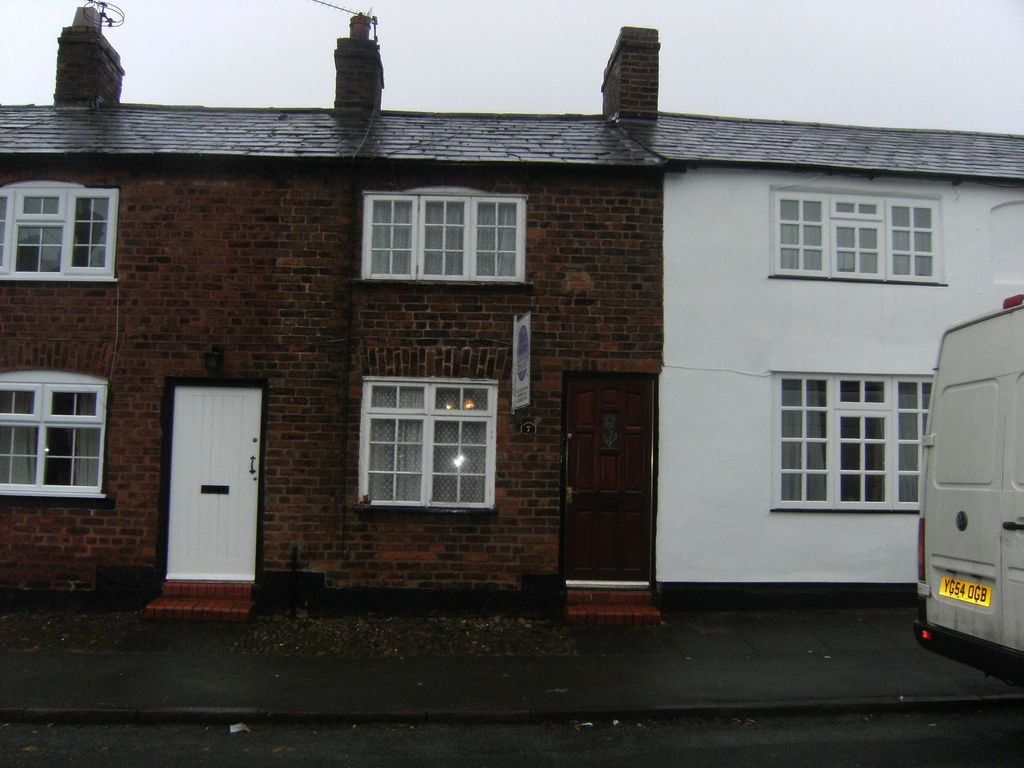 2 bed terraced house to rent in Forest Street, Weaverham, Northwich