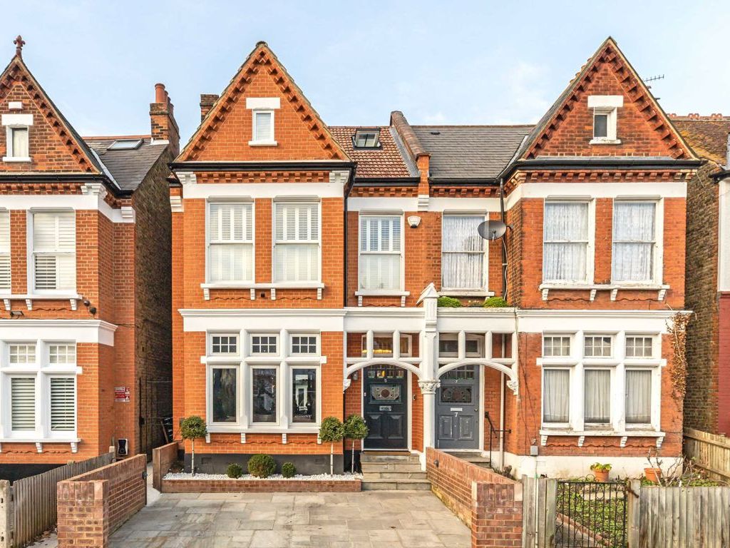 4 bed property for sale in Heybridge Avenue, London SW16 Zoopla
