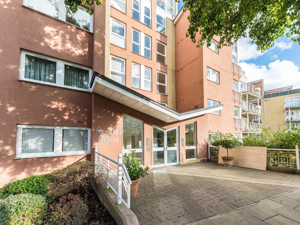 2 bed flat for sale in Twickenham Road, Teddington TW11, £450,000 Zoopla