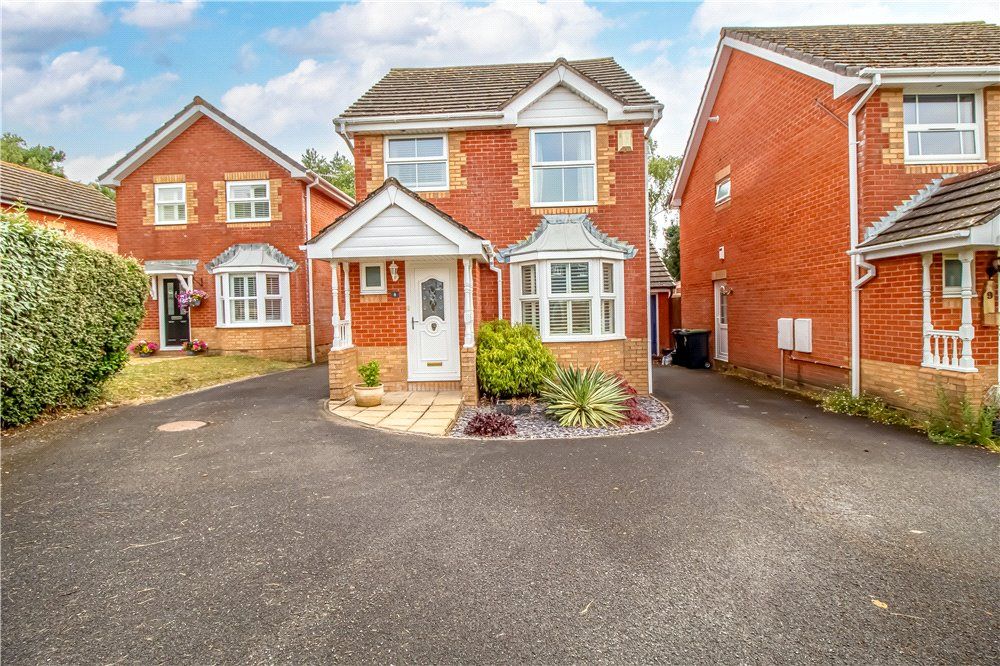 3 bed detached house for sale in Ferndown, Dorset BH22 Zoopla