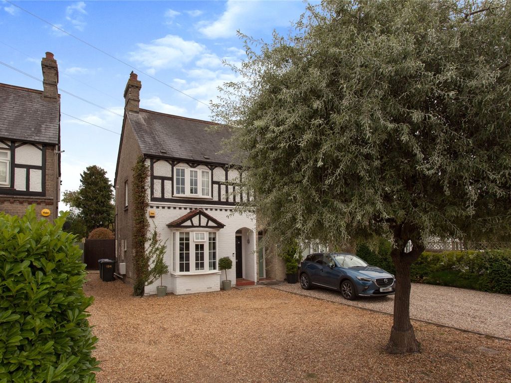 3 bed semidetached house for sale in High Street, Harston, Cambridge