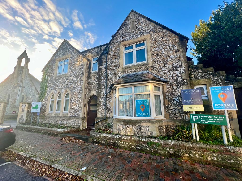 4 bed detached house for sale in Willingdon Road, Eastbourne BN21, £