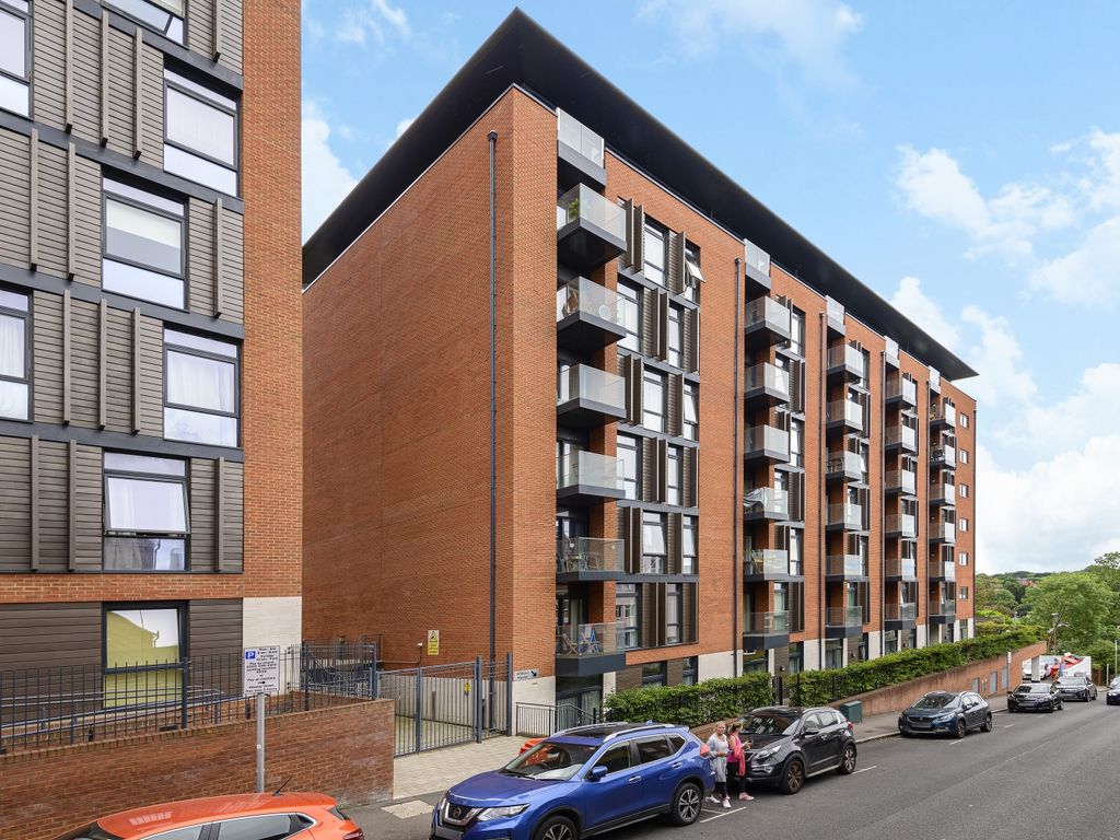 2 bed flat for sale in Ringers Road, Bromley BR1 Zoopla