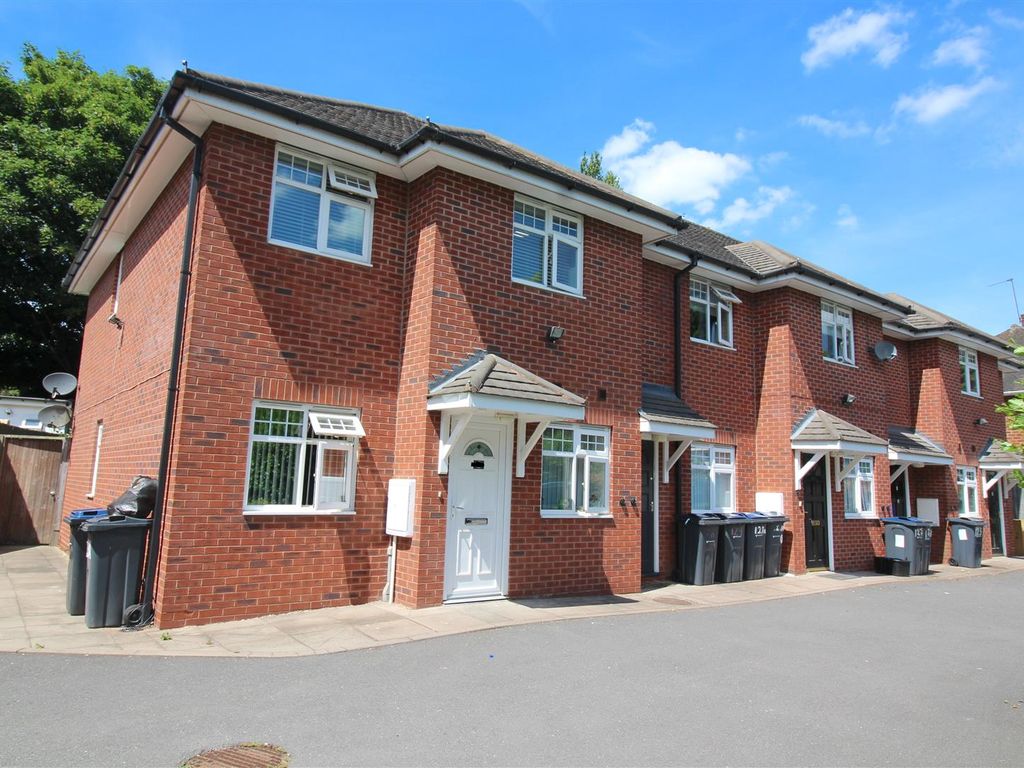 2 bed flat for sale in Crossfield Road, Stechford, Birmingham B33 Zoopla
