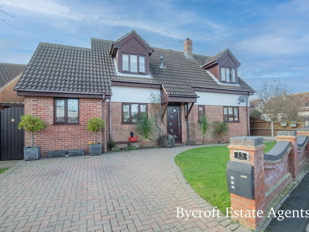 3 bed detached house for sale in Fairisle Drive, CaisterOnSea, Great