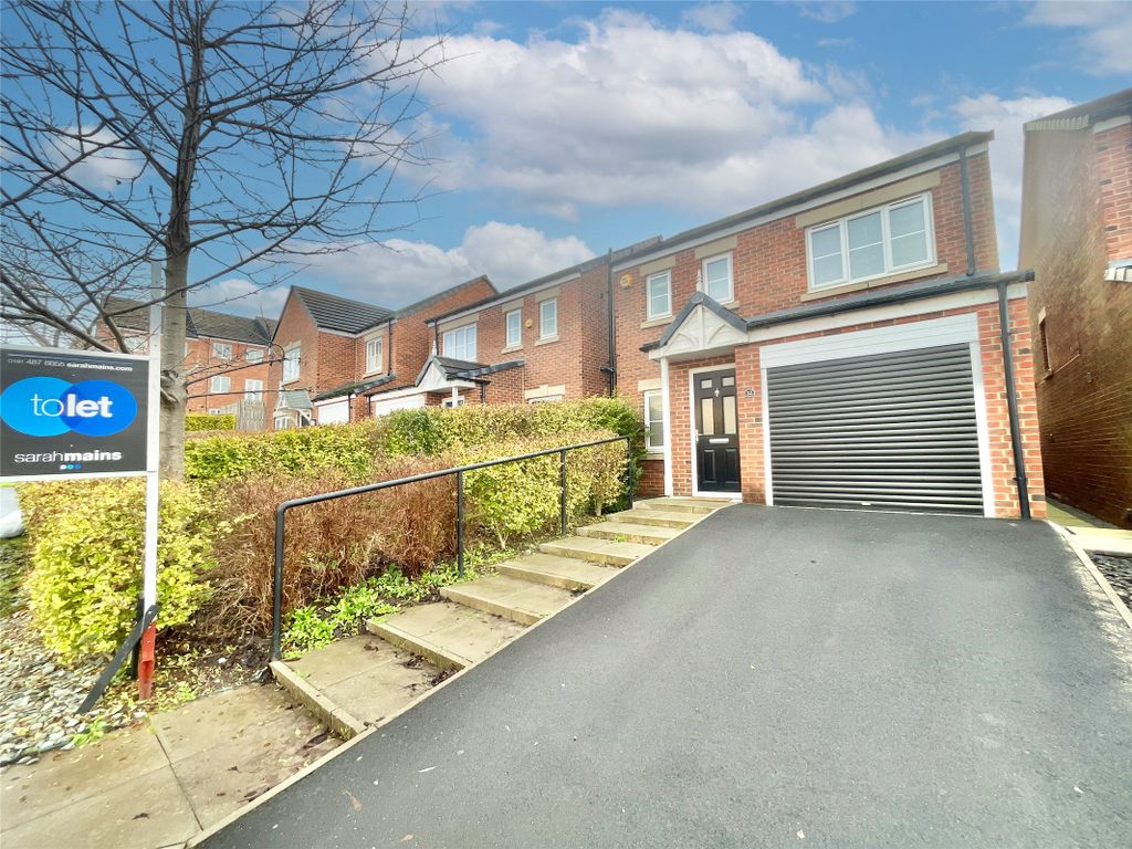 3 bed detached house for sale in Robsons Way, Birtley, County Durham