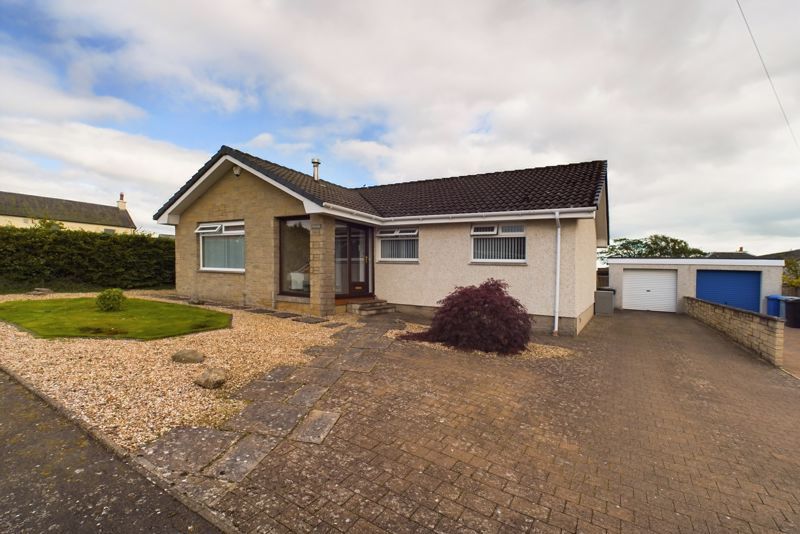 3 bed bungalow for sale in Craigenhill Road, Carluke ML8, £219,000 Zoopla