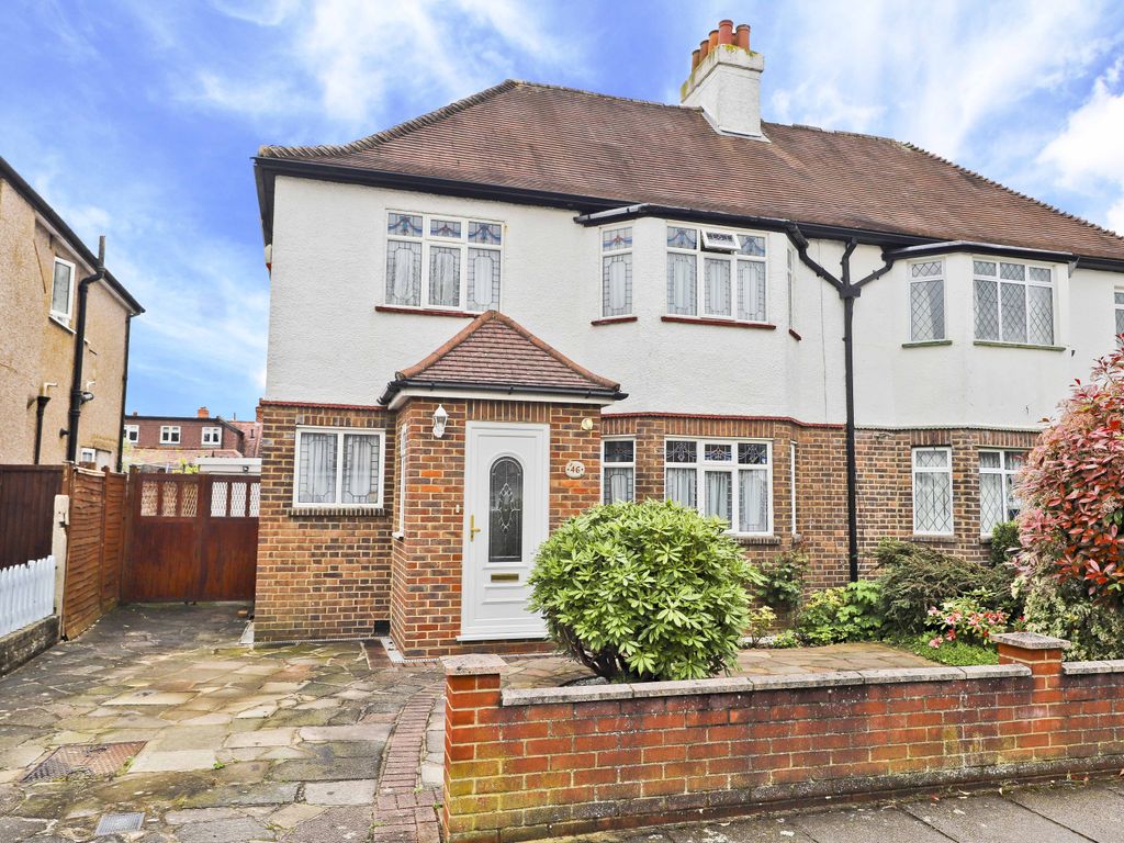 3 bed semidetached house for sale in Lime Grove, Ruislip HA4, £700,000
